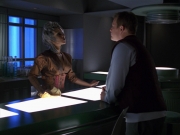 Filename=extant_StarTrek_VOY_7x16-WorkforcePart1_0643.jpg
Filesize=142KiB
Dimensions=1200x900
Date added=Jan 16, 2020 extant_StarTrek_VOY_7x16-WorkforcePart1_0643.jpg
