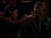 Filename=extant_StarTrek_VOY_7x16-WorkforcePart1_1044.jpg
Filesize=95KiB
Dimensions=1200x900
Date added=Jan 16, 2020 extant_StarTrek_VOY_7x16-WorkforcePart1_1044.jpg