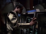 extant_StarTrek_VOY_7x16-WorkforcePart1_1122.jpg