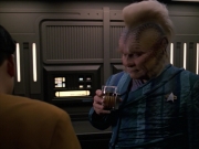 extant_StarTrek_VOY_7x16-WorkforcePart1_1215.jpg