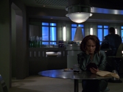 extant_StarTrek_VOY_7x16-WorkforcePart1_1987.jpg