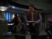 extant_StarTrek_VOY_7x16-WorkforcePart1_2013.jpg