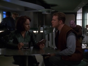 extant_StarTrek_VOY_7x16-WorkforcePart1_2030.jpg