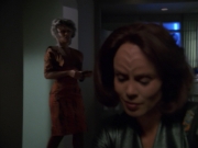 Filename=extant_StarTrek_VOY_7x16-WorkforcePart1_2038.jpg
Filesize=112KiB
Dimensions=1200x900
Date added=Jan 16, 2020 extant_StarTrek_VOY_7x16-WorkforcePart1_2038.jpg