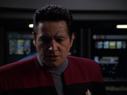 extant_StarTrek_VOY_7x16-WorkforcePart1_2781.jpg