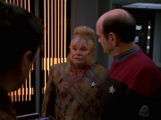 extant_StarTrek_VOY_7x16-WorkforcePart1_2840.jpg