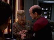extant_StarTrek_VOY_7x16-WorkforcePart1_2857.jpg
