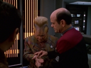 extant_StarTrek_VOY_7x16-WorkforcePart1_2858.jpg