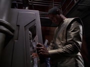 extant_StarTrek_VOY_7x16-WorkforcePart1_2943.jpg