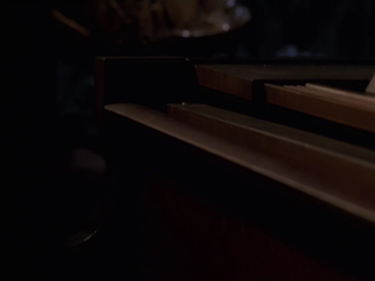 extant_StarTrek_VOY_7x18-HumanError_0012.jpg