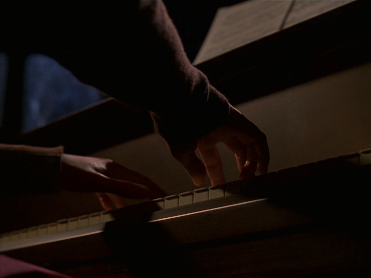 extant_StarTrek_VOY_7x18-HumanError_0036.jpg