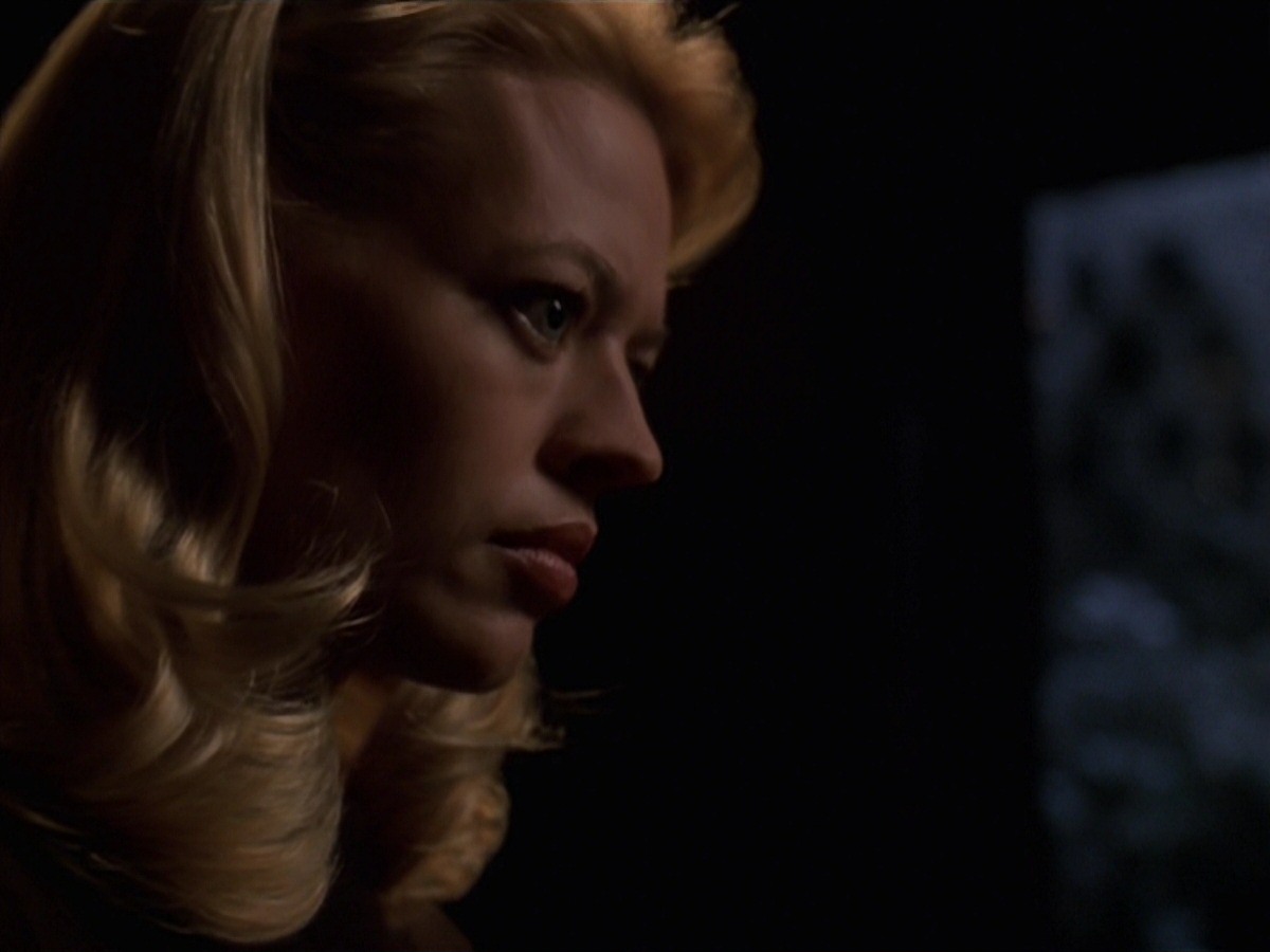extant_StarTrek_VOY_7x18-HumanError_0062.jpg
