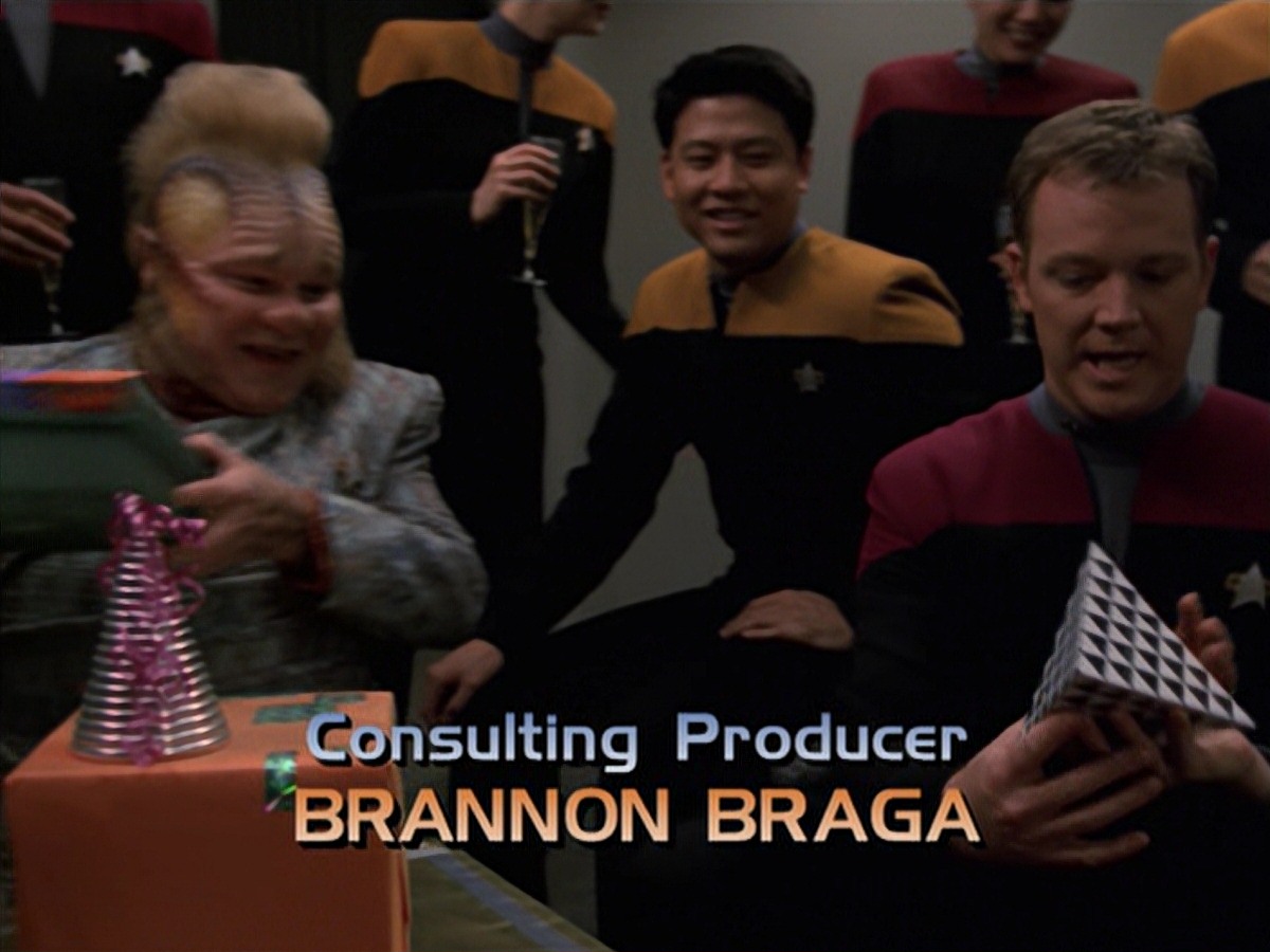extant_StarTrek_VOY_7x18-HumanError_0258.jpg
