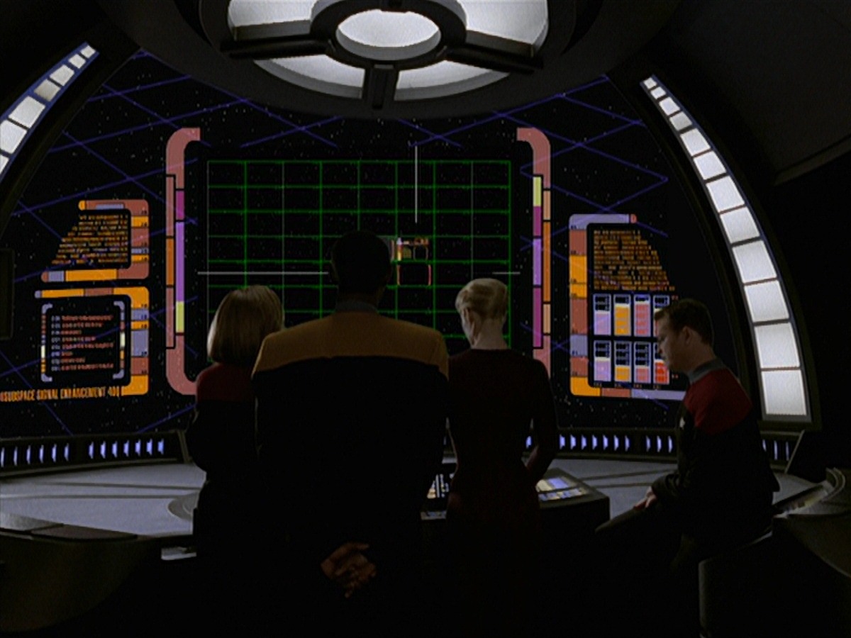 extant_StarTrek_VOY_7x18-HumanError_0449.jpg