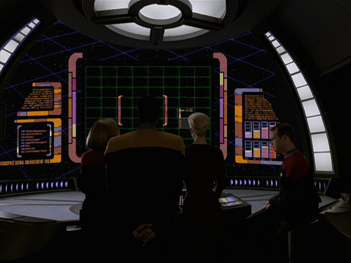 extant_StarTrek_VOY_7x18-HumanError_0451.jpg