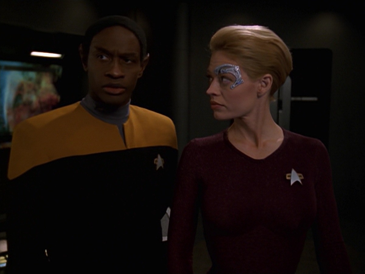 extant_StarTrek_VOY_7x18-HumanError_0504.jpg