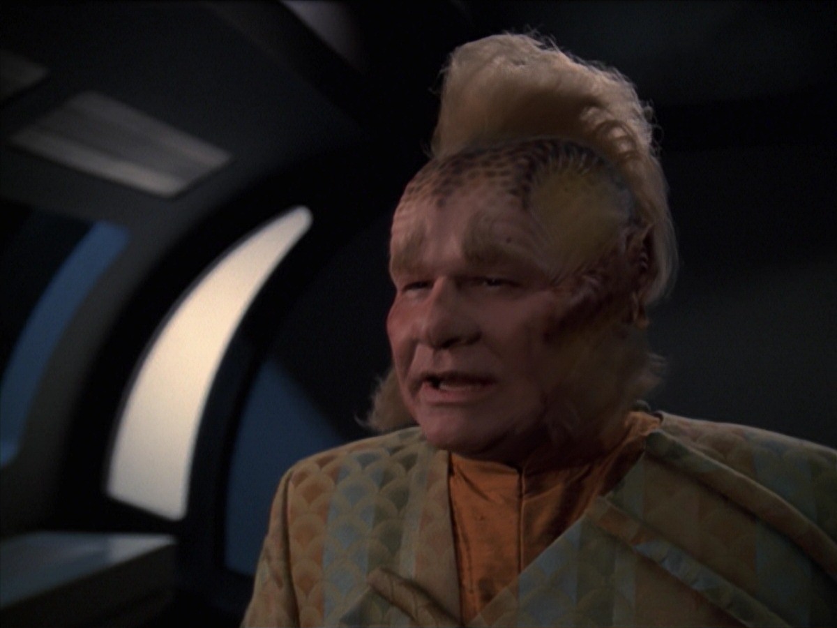 extant_StarTrek_VOY_7x18-HumanError_0579.jpg