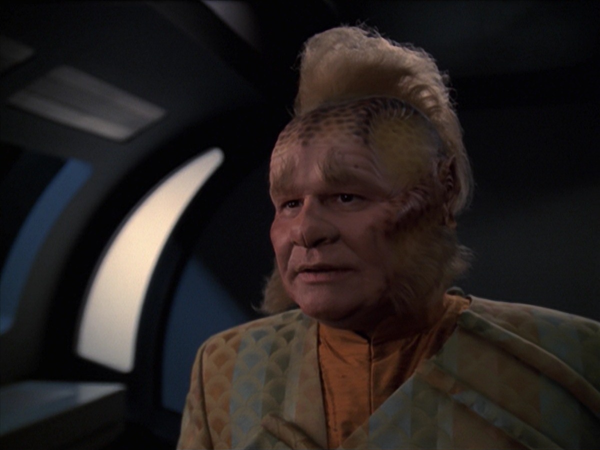 extant_StarTrek_VOY_7x18-HumanError_0581.jpg