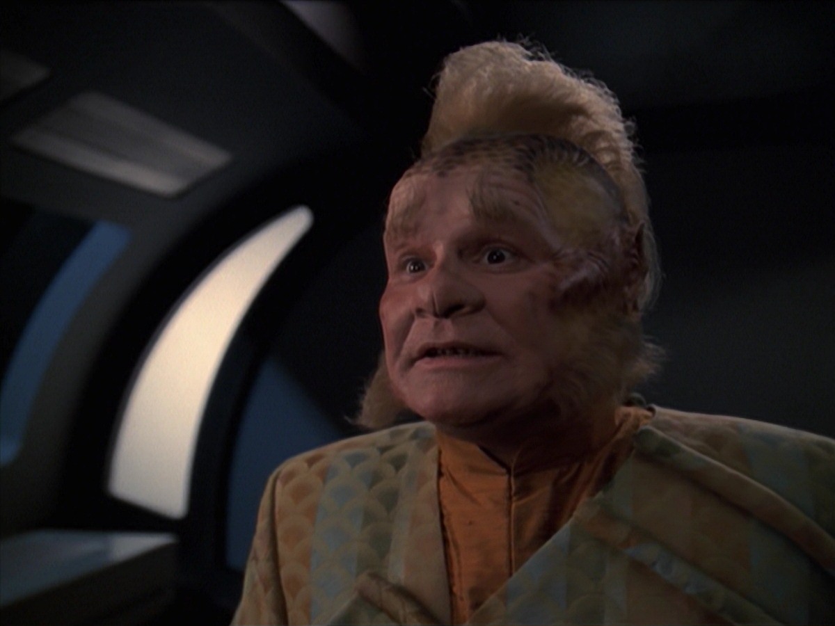 extant_StarTrek_VOY_7x18-HumanError_0596.jpg