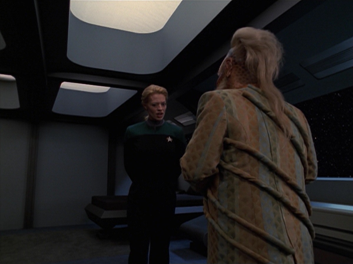 extant_StarTrek_VOY_7x18-HumanError_0600.jpg