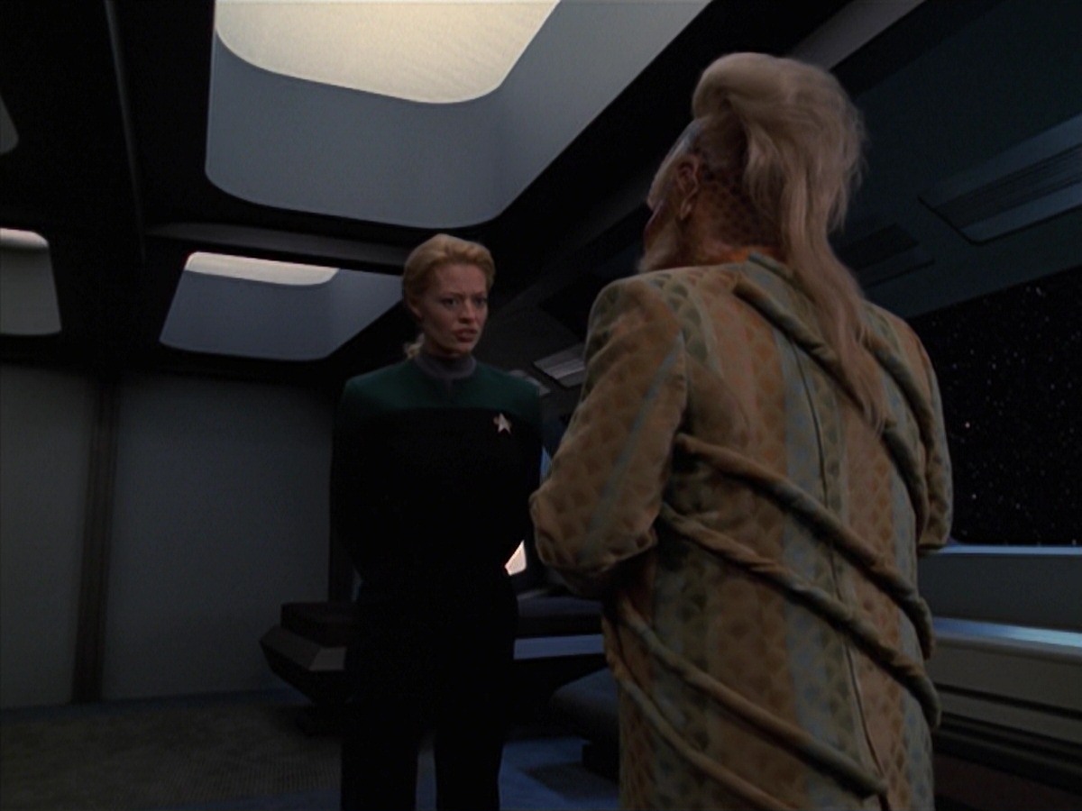 extant_StarTrek_VOY_7x18-HumanError_0601.jpg