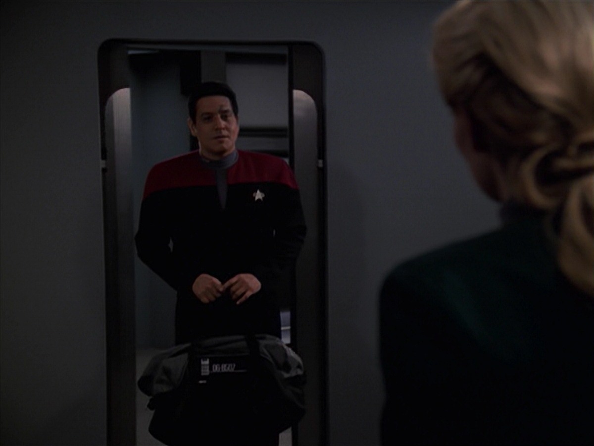 extant_StarTrek_VOY_7x18-HumanError_0668.jpg