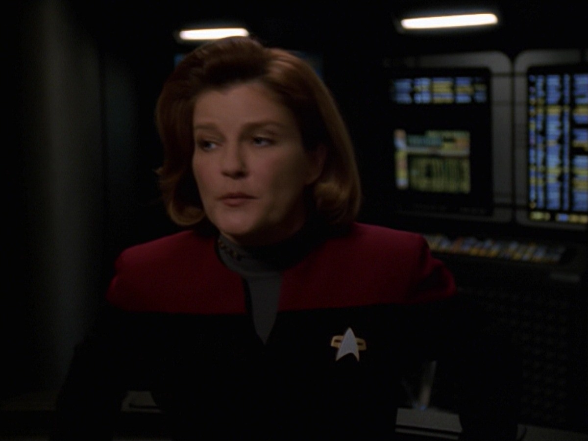 extant_StarTrek_VOY_7x18-HumanError_1098.jpg