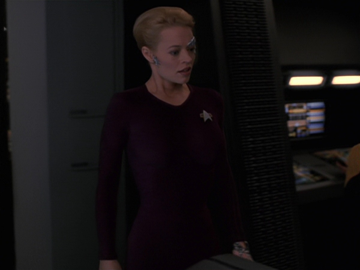 extant_StarTrek_VOY_7x18-HumanError_1292.jpg