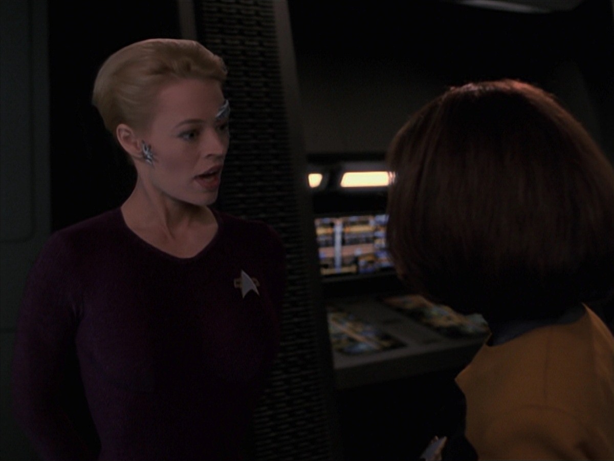 extant_StarTrek_VOY_7x18-HumanError_1323.jpg
