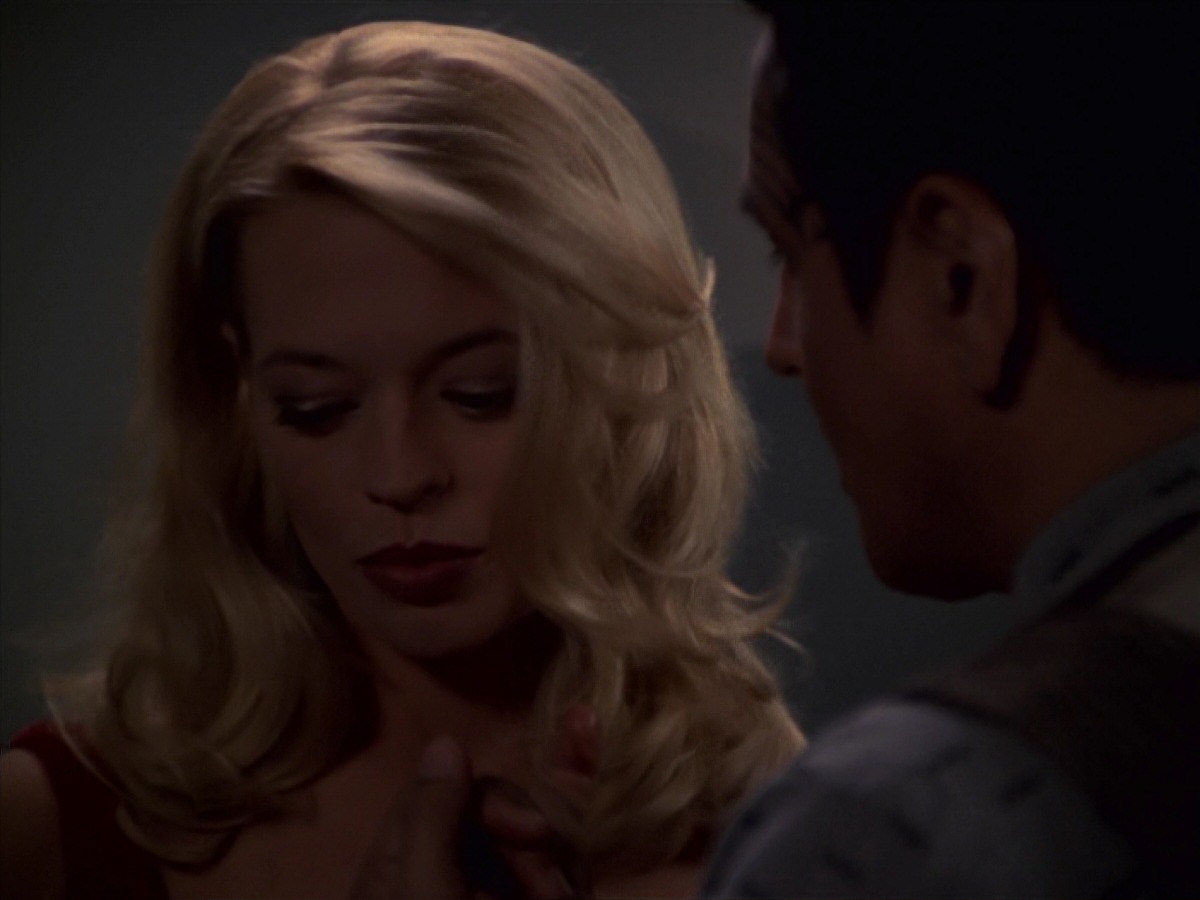 extant_StarTrek_VOY_7x18-HumanError_1497.jpg