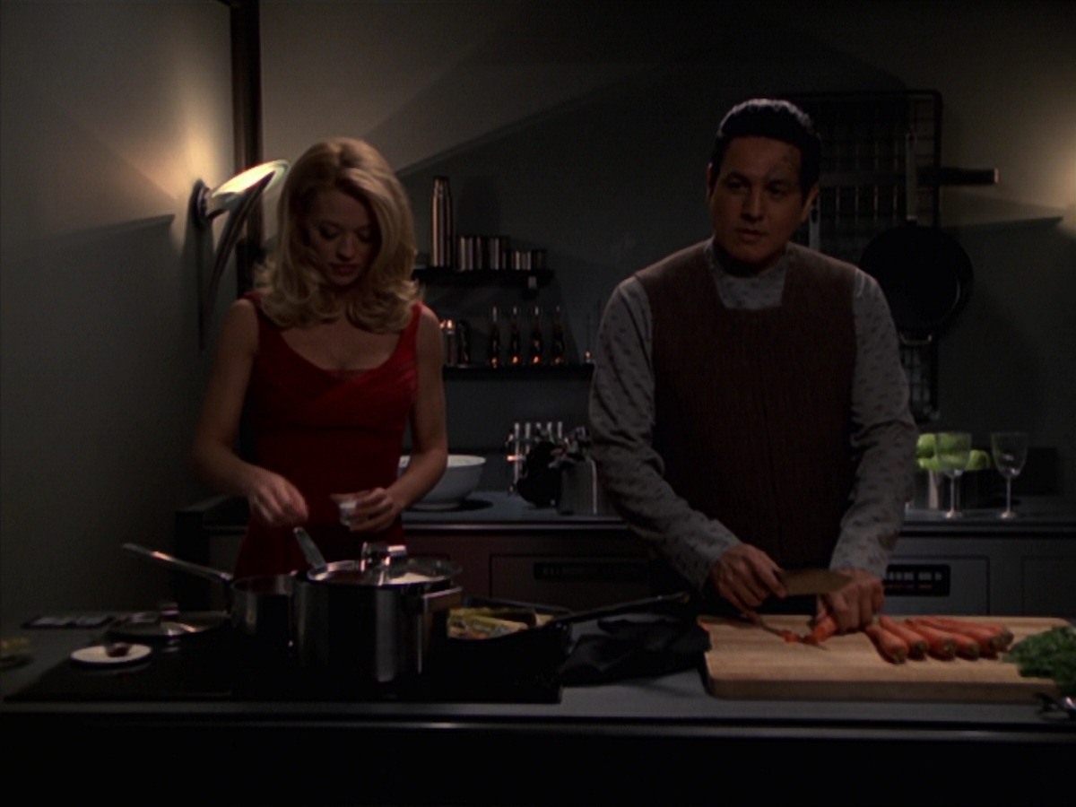 extant_StarTrek_VOY_7x18-HumanError_1509.jpg