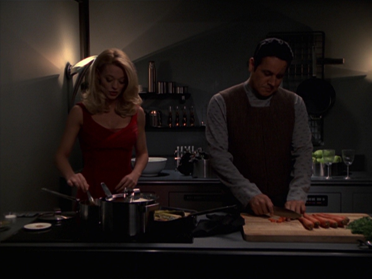 extant_StarTrek_VOY_7x18-HumanError_1517.jpg