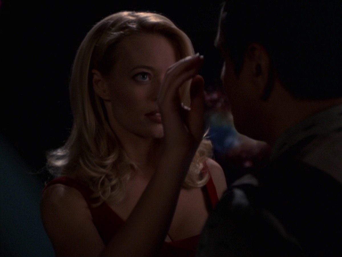 extant_StarTrek_VOY_7x18-HumanError_1638.jpg