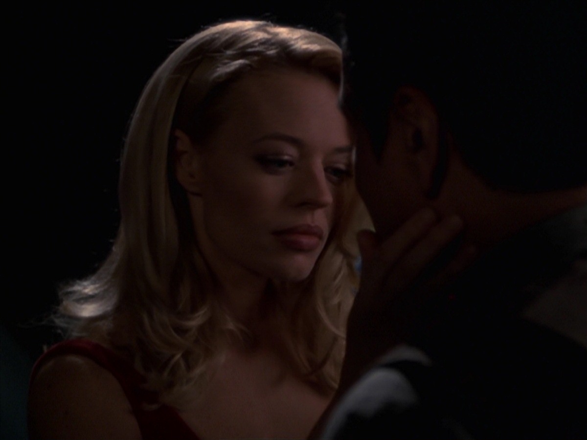 extant_StarTrek_VOY_7x18-HumanError_1663.jpg