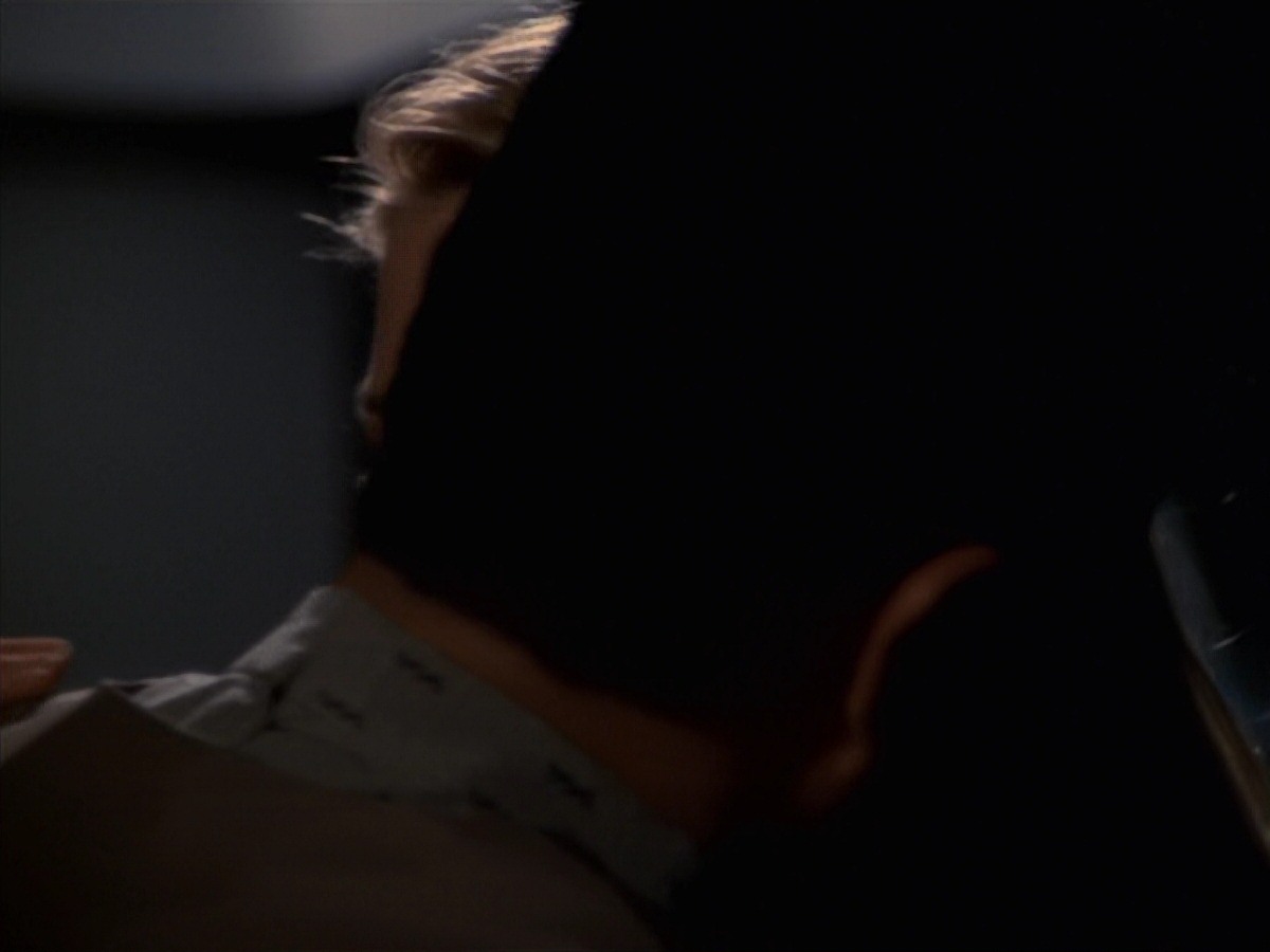 extant_StarTrek_VOY_7x18-HumanError_1735.jpg