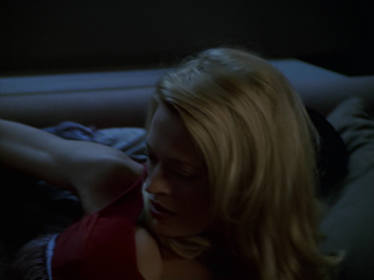 extant_StarTrek_VOY_7x18-HumanError_1795.jpg