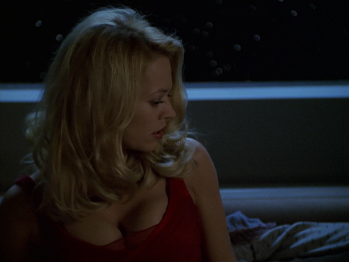 extant_StarTrek_VOY_7x18-HumanError_1805.jpg