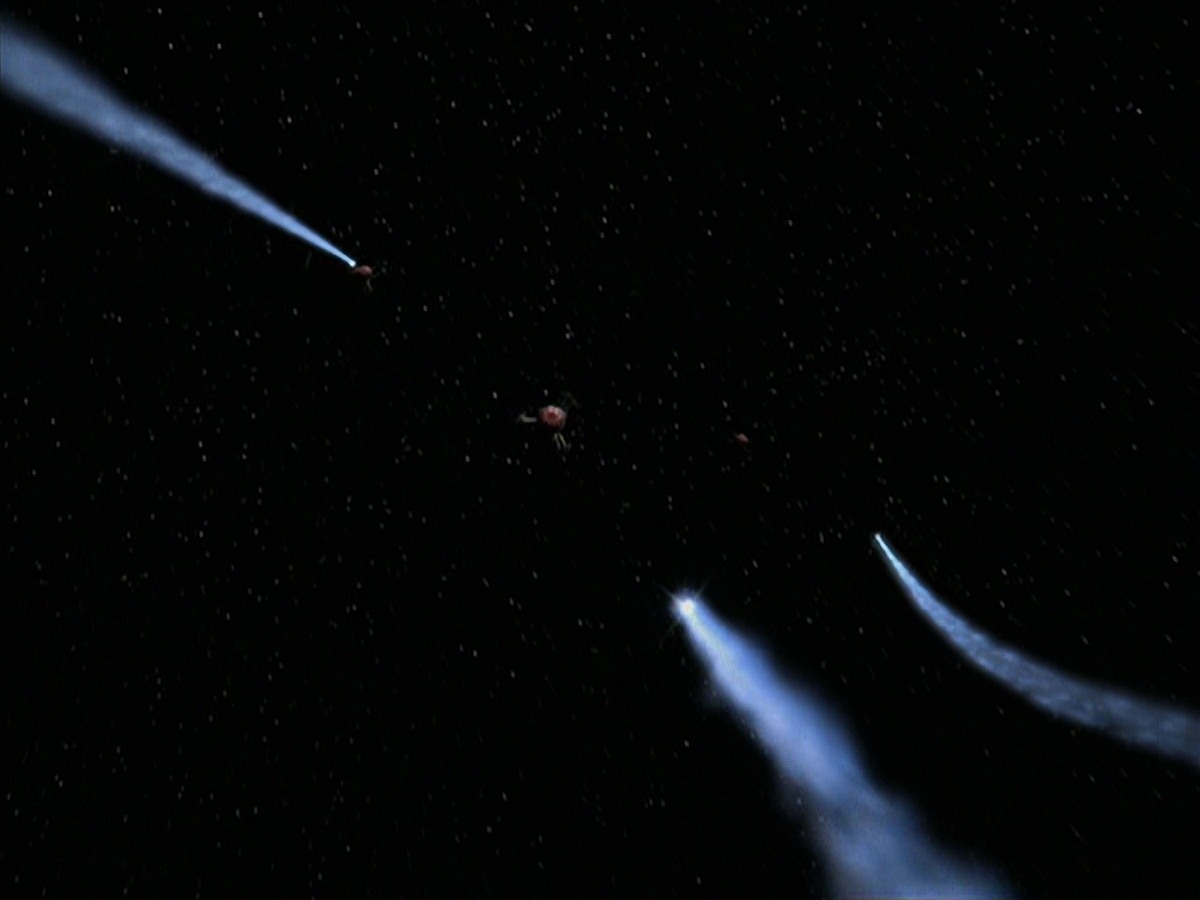 extant_StarTrek_VOY_7x18-HumanError_2229.jpg