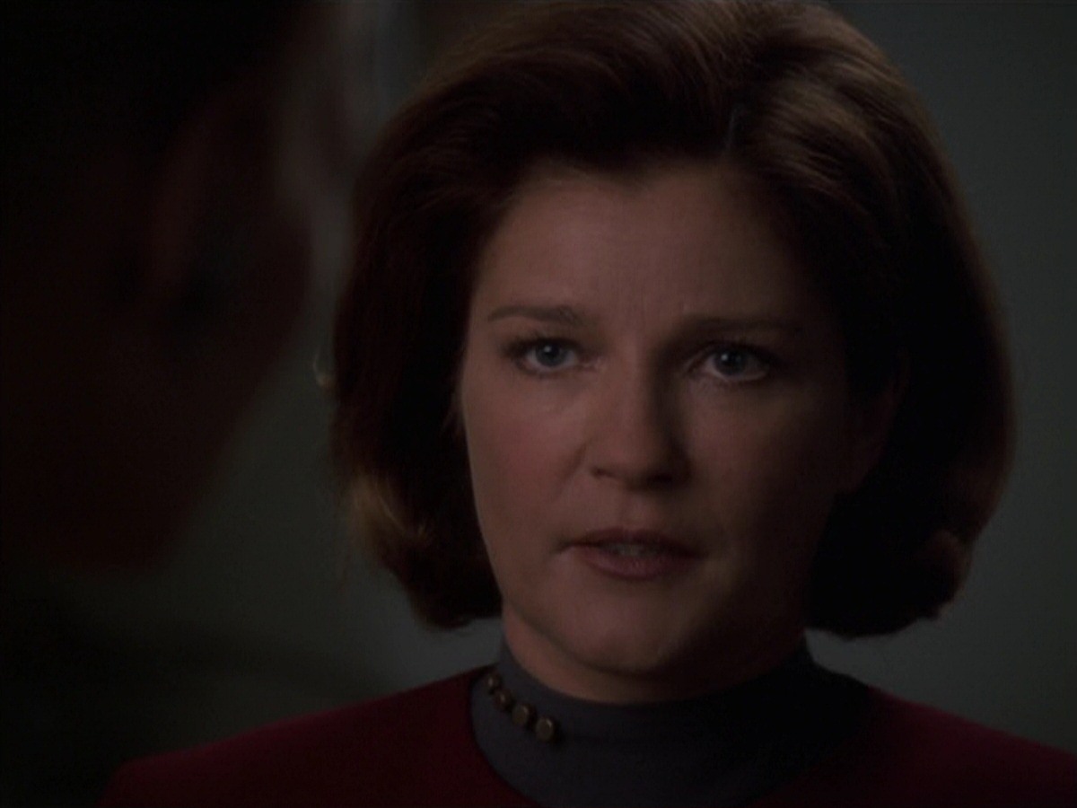 extant_StarTrek_VOY_7x18-HumanError_2420.jpg