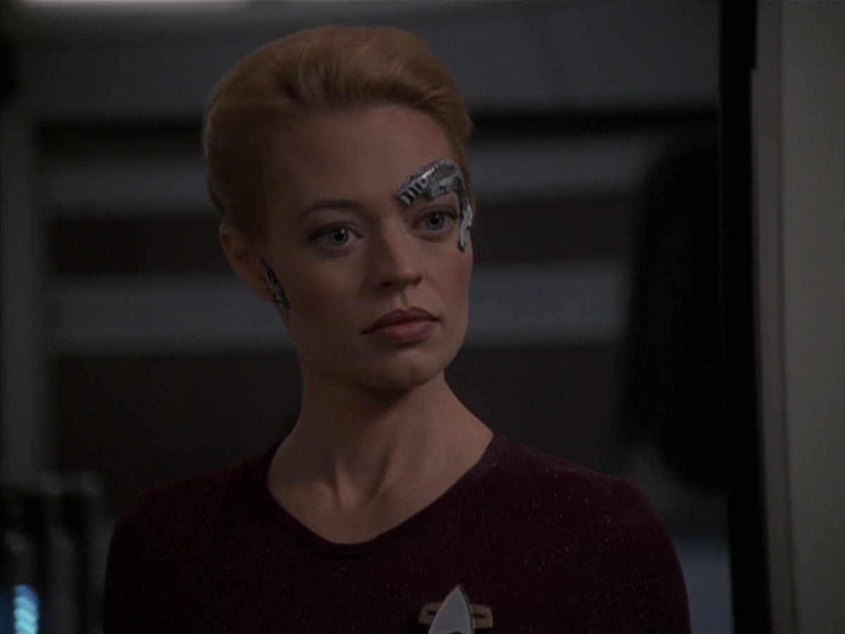 extant_StarTrek_VOY_7x18-HumanError_2465.jpg