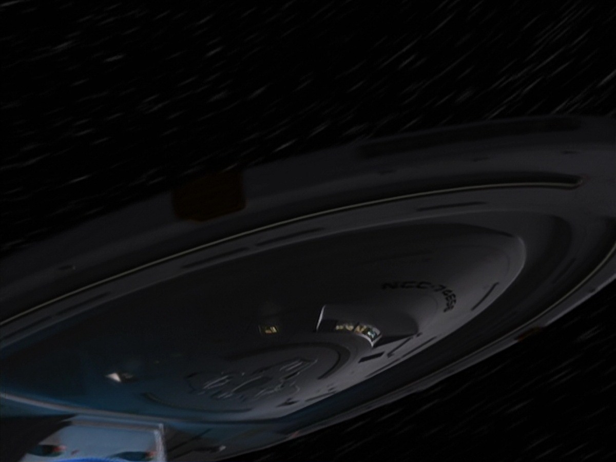 extant_StarTrek_VOY_7x18-HumanError_2472.jpg