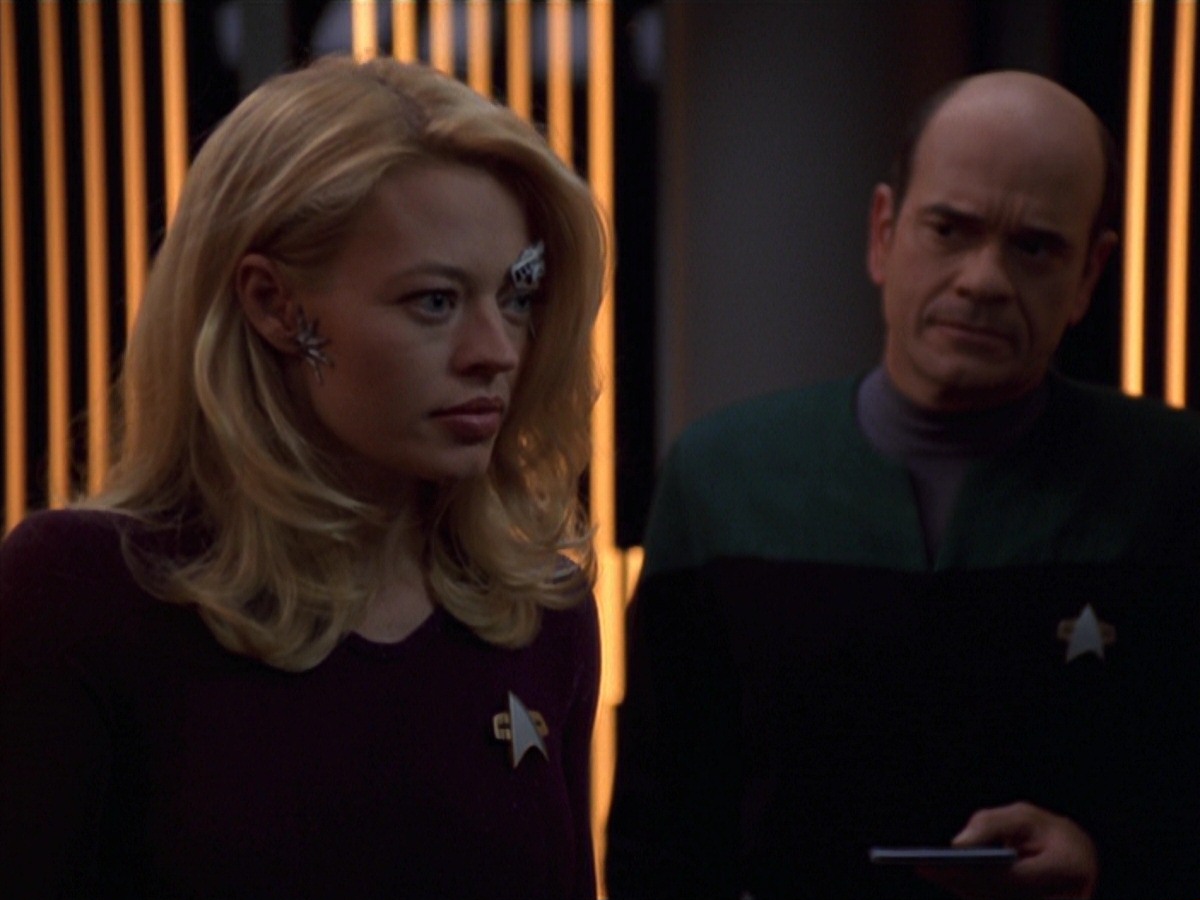 extant_StarTrek_VOY_7x18-HumanError_3000.jpg