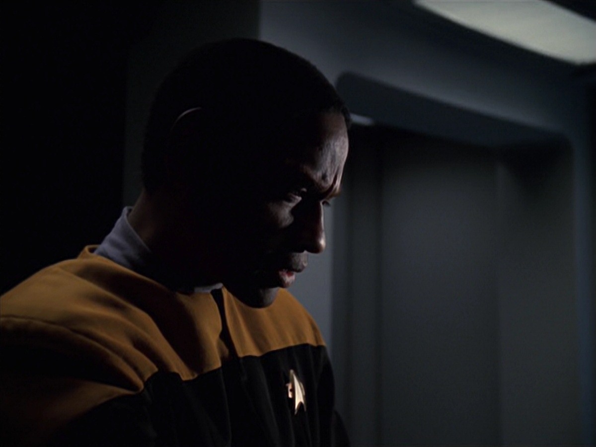 extant_StarTrek_VOY_7x18-HumanError_3209.jpg