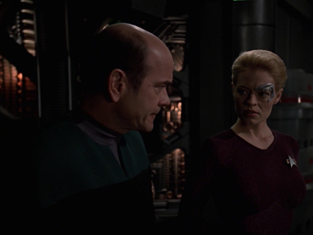 extant_StarTrek_VOY_7x18-HumanError_3420.jpg