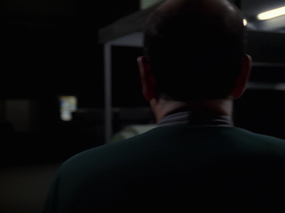 extant_StarTrek_VOY_7x18-HumanError_3429.jpg
