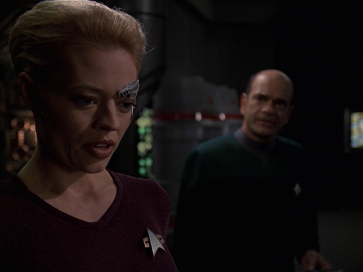 extant_StarTrek_VOY_7x18-HumanError_3505.jpg
