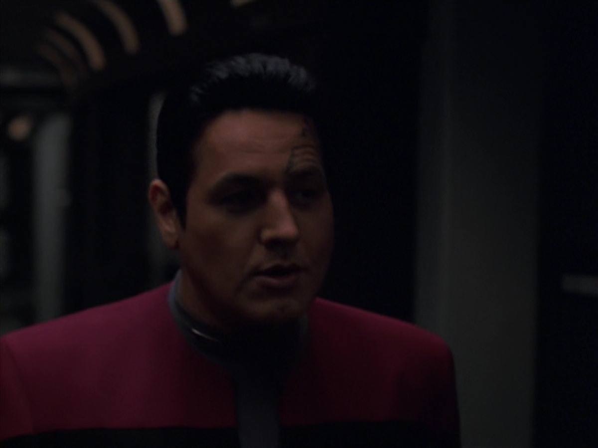 extant_StarTrek_VOY_7x18-HumanError_3587.jpg