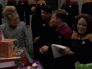 extant_StarTrek_VOY_7x18-HumanError_0279.jpg