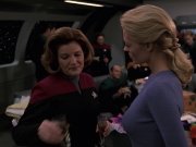 extant_StarTrek_VOY_7x18-HumanError_0341.jpg