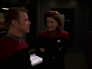 extant_StarTrek_VOY_7x18-HumanError_0473.jpg